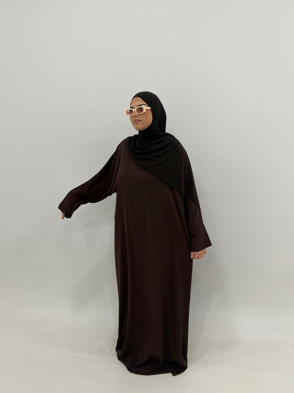 ABAYA SDM